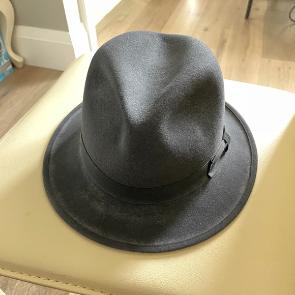 Fedora hat Grey - Picture 1 of 7